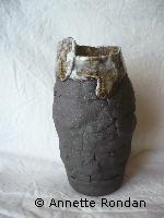 Annette Rondan a aussi crée Vase 1 déco (Poteries - Décoration) dans Poteries - Décoration