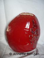 Annette Rondan a aussi crée Vase boule mini teinté (Poteries - Décoration) dans Poteries - Décoration