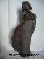 Annette Rondan a aussi crée Besoin d'amour (Sculptures - Féminité) dans Sculptures - Féminité