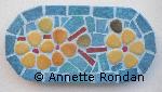Annette Rondan a aussi crée Sous verre ovale 1 (Mosaïques - Décoration table) dans Mosaïques - Décoration table