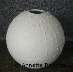 Annette Rondan a aussi crée Vase drapé (Poteries - Décoration) dans Poteries - Décoration