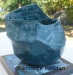 Annette Rondan a aussi crée Vase boule (Poteries - Décoration) dans Poteries - Décoration