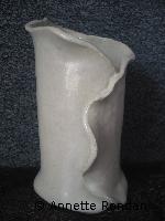 Annette Rondan a aussi crée Vase fibre (Poteries - Décoration) dans Poteries - Décoration