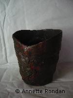 Annette Rondan a aussi crée Vase cheminée (Poteries - Décoration) dans Poteries - Décoration