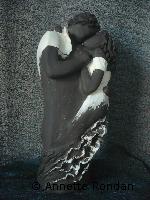 Annette Rondan a aussi crée L'amour en équilibre (Sculptures - Couples) dans Sculptures - Couples